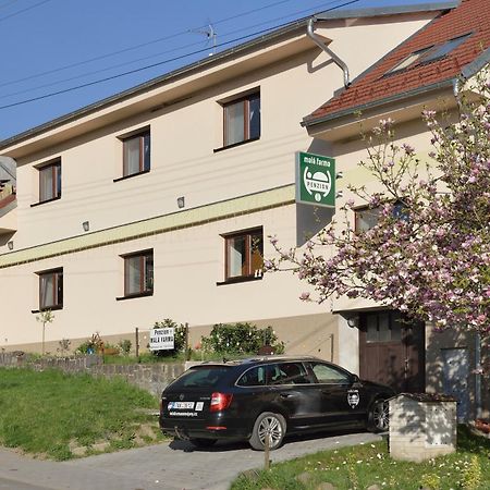 Penzion Mala Farma Nemojany Extérieur photo